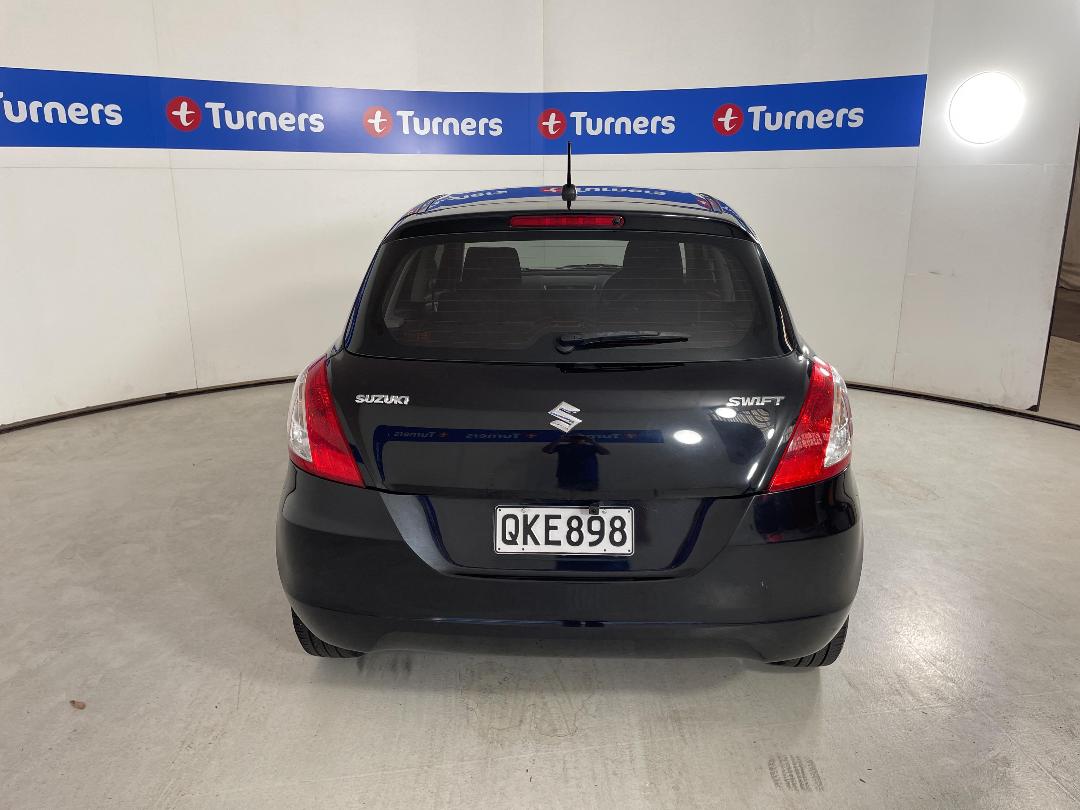 Photo '6' of Suzuki Swift