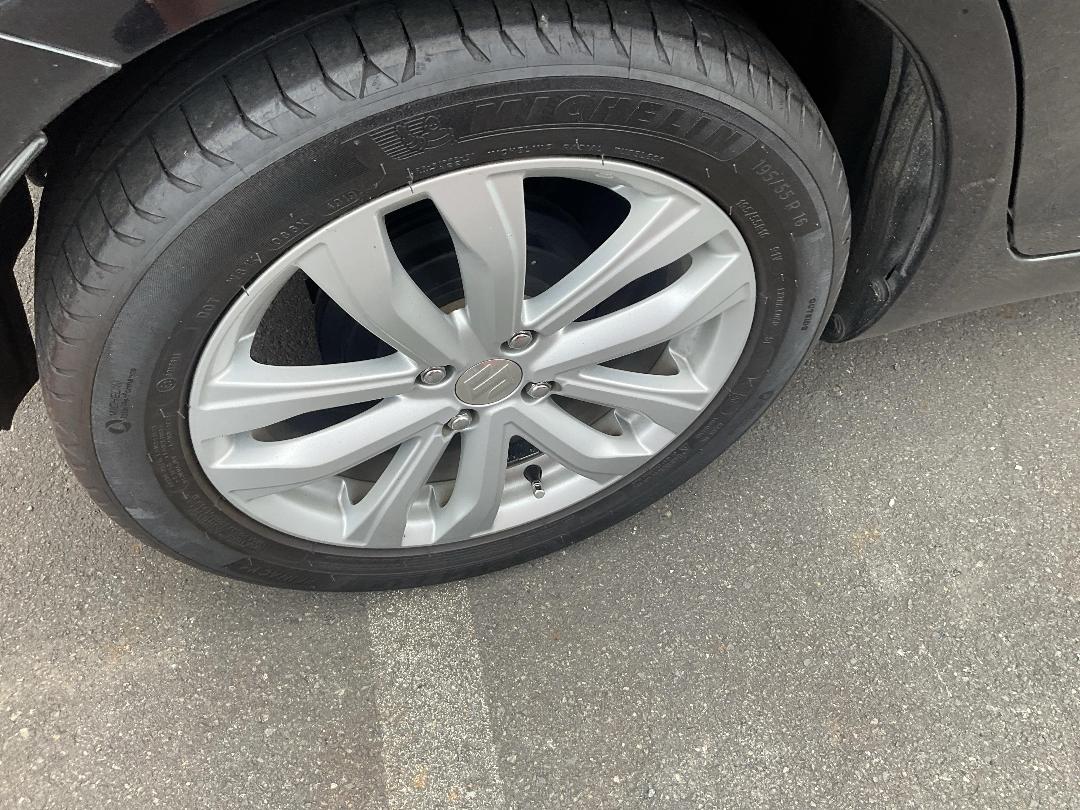 Photo '5' of Suzuki Swift