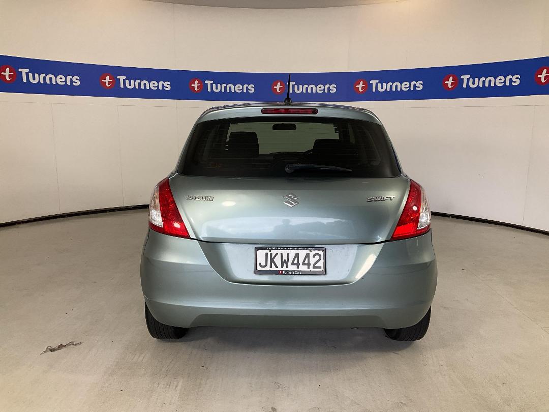 Photo '6' of Suzuki Swift