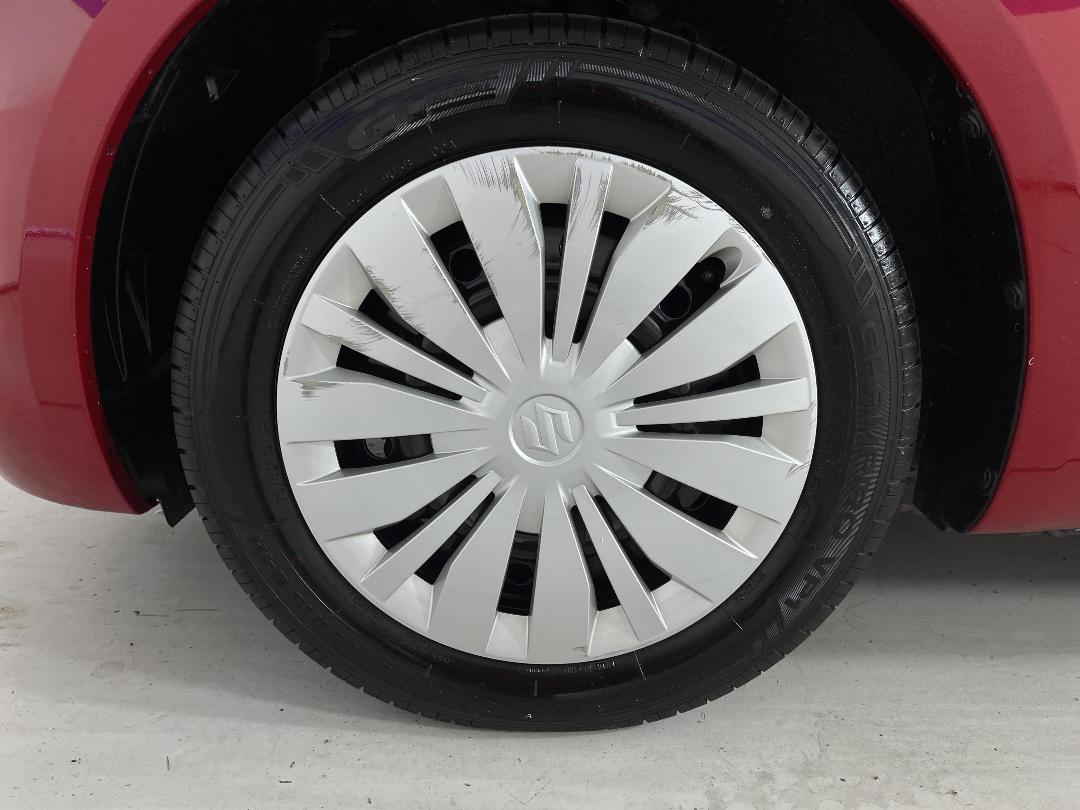 Photo '10' of Suzuki Swift