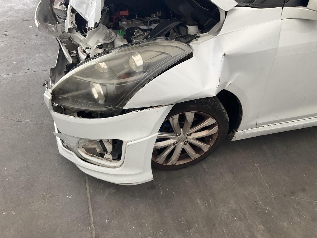 Photo '7' of Suzuki Swift