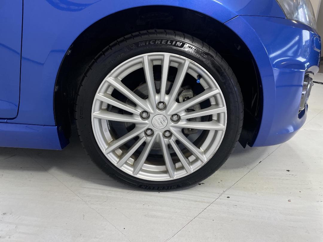 Photo '9' of Suzuki Swift