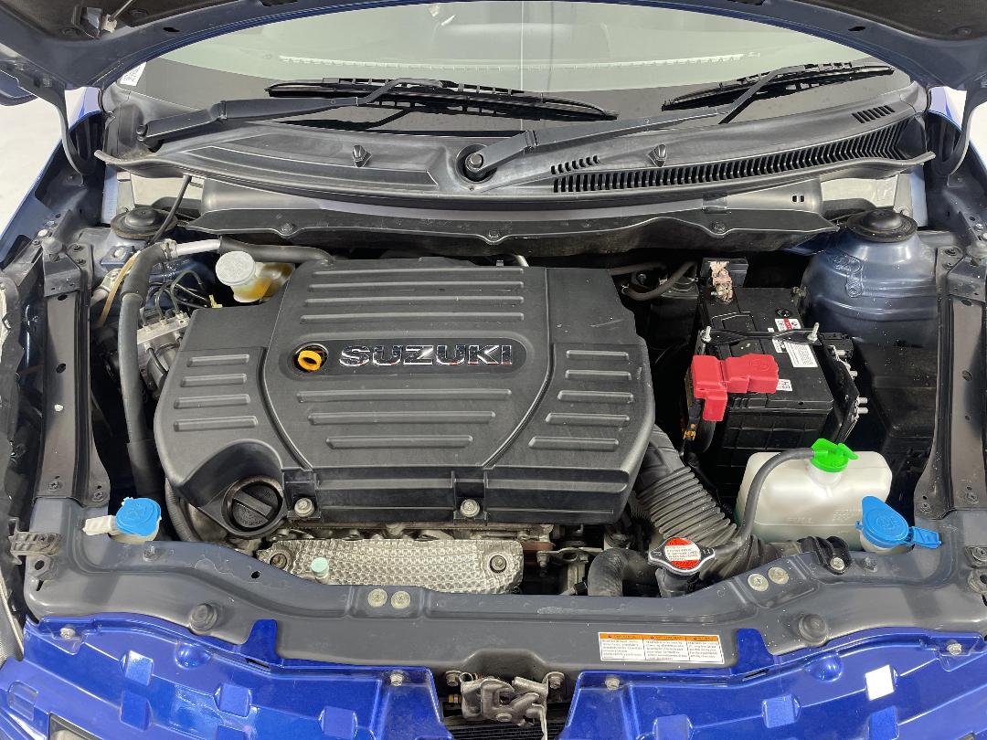 Photo '13' of Suzuki Swift