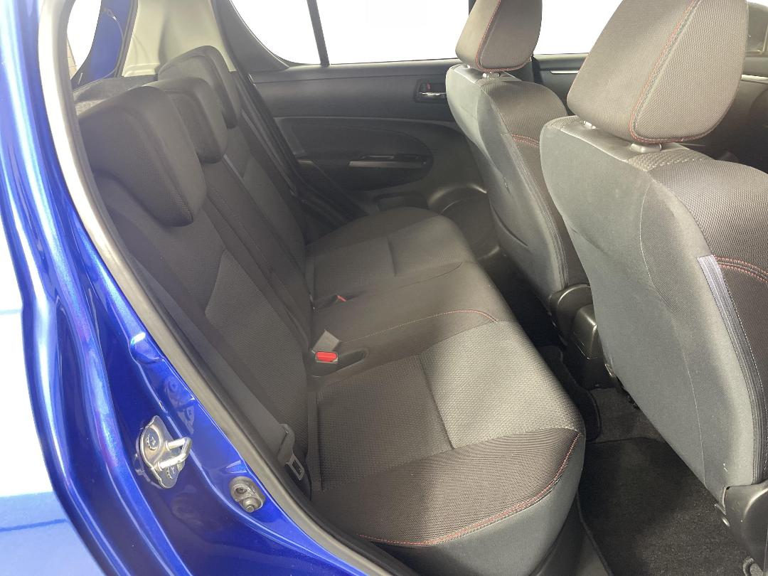 Photo '20' of Suzuki Swift