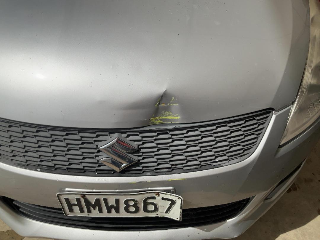 Photo '17' of Suzuki Swift Glxab