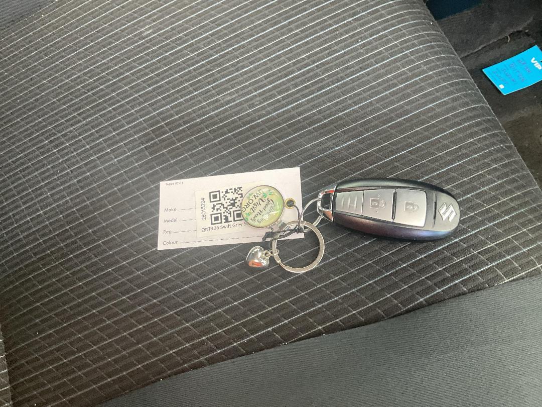 Photo '17' of Suzuki Swift Photo '17' of Suzuki Swift