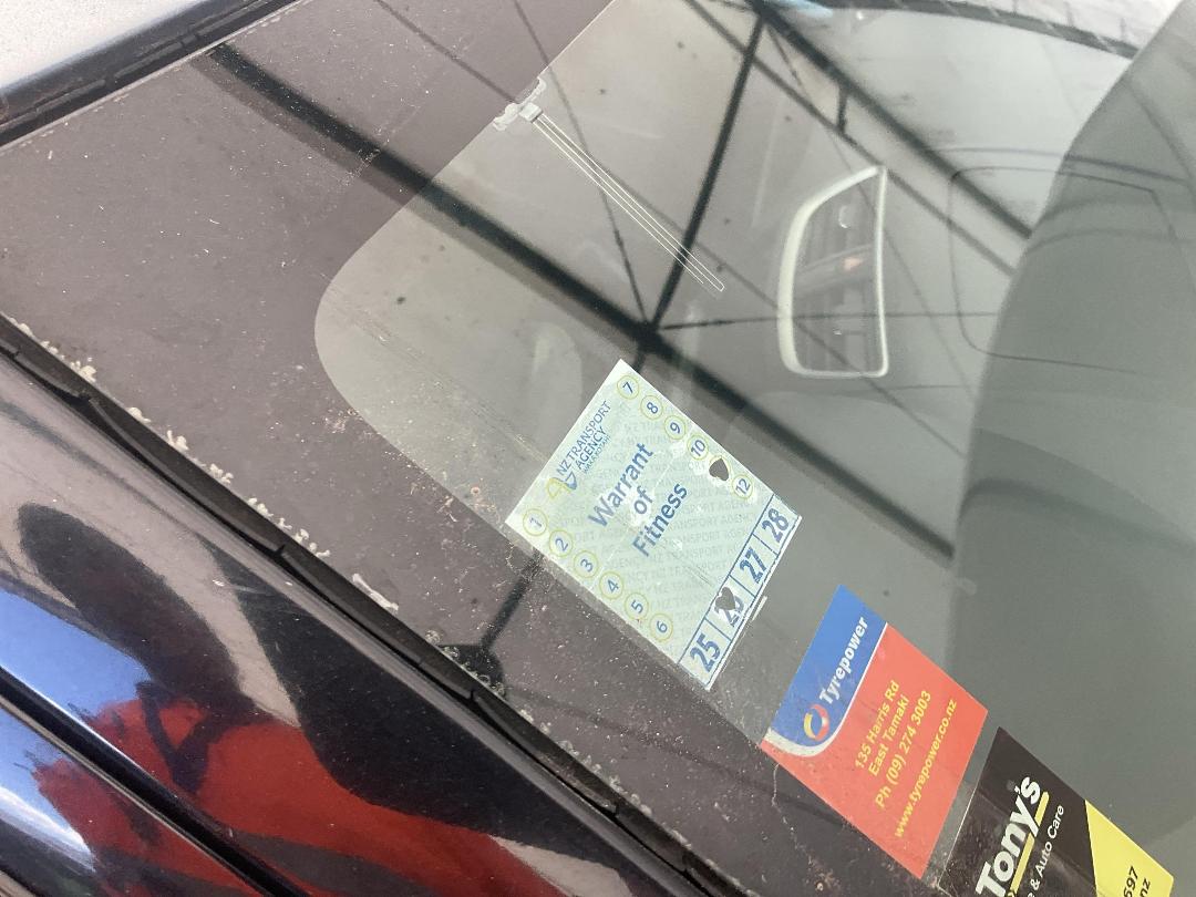 Photo '22' of Suzuki Swift Photo '22' of Suzuki Swift