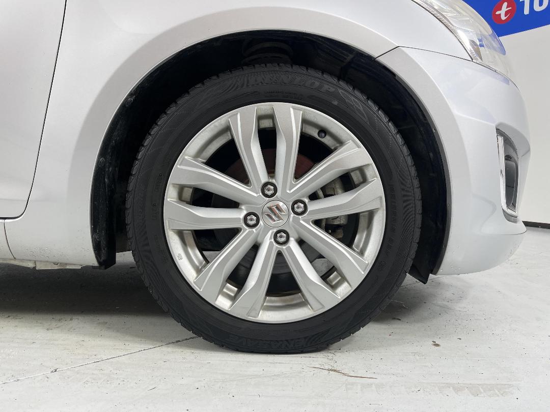 Photo '9' of Suzuki Swift Photo '9' of Suzuki Swift