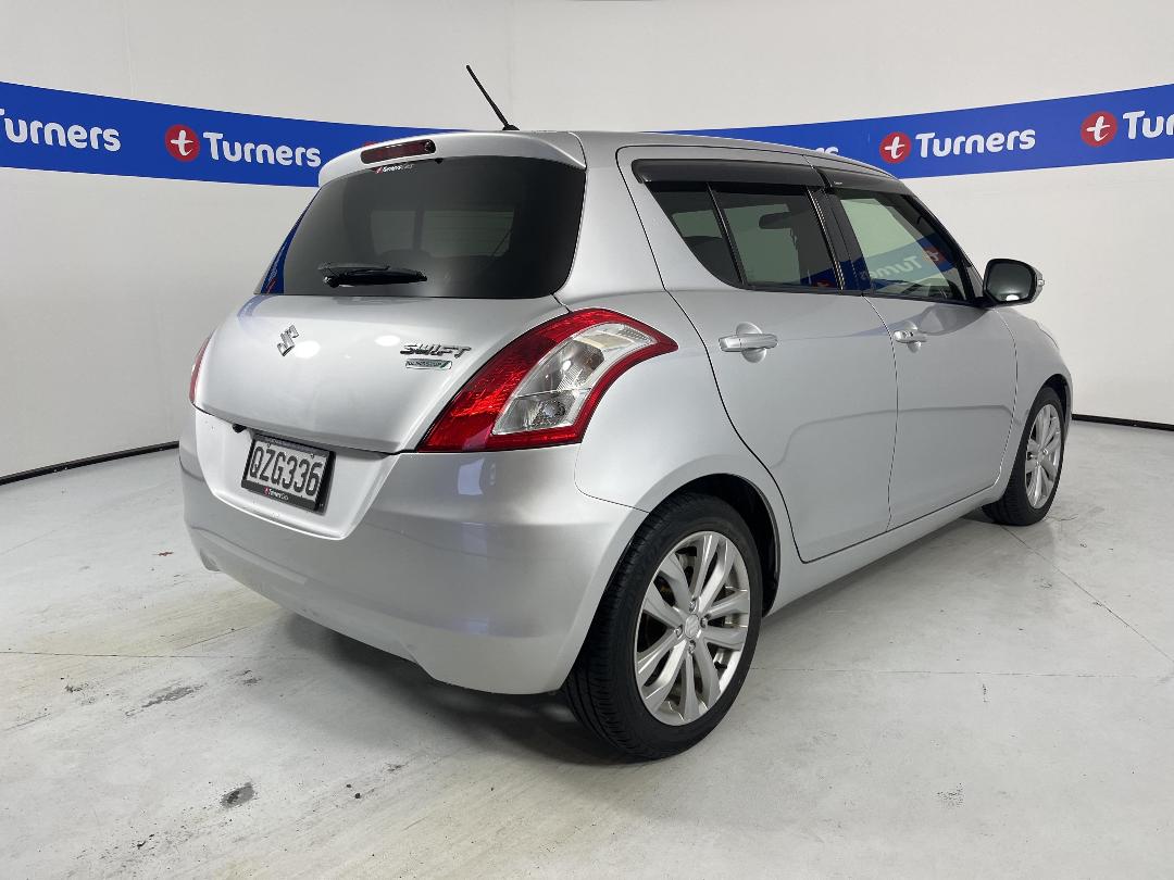 Photo '7' of Suzuki Swift Photo '7' of Suzuki Swift