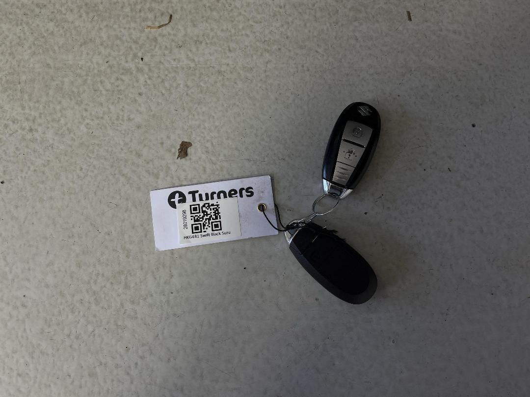 Photo '22' of Suzuki Swift