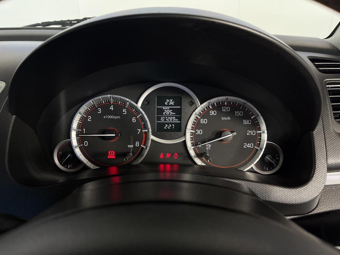 Photo '21' of Suzuki Swift