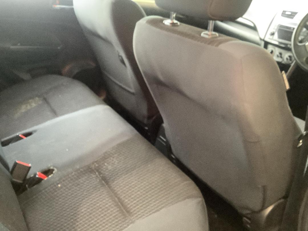 Photo '9' of Suzuki Swift Glxab