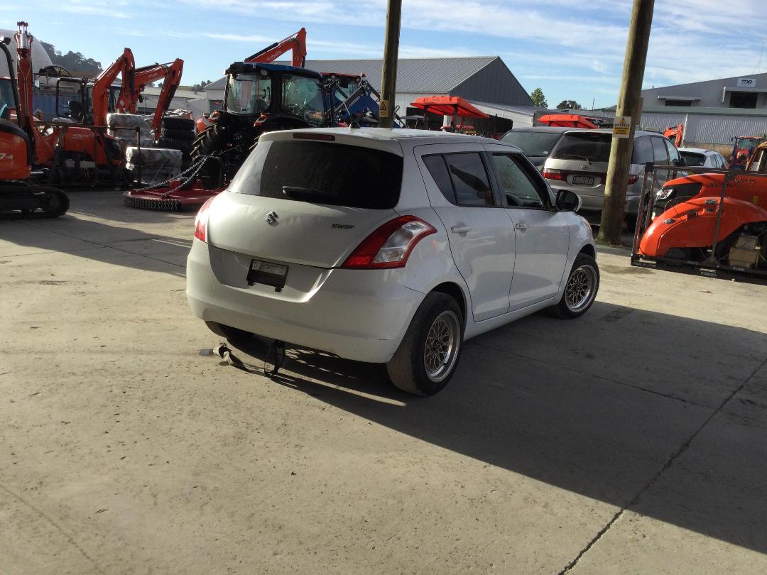 Photo '6' of Suzuki Swift