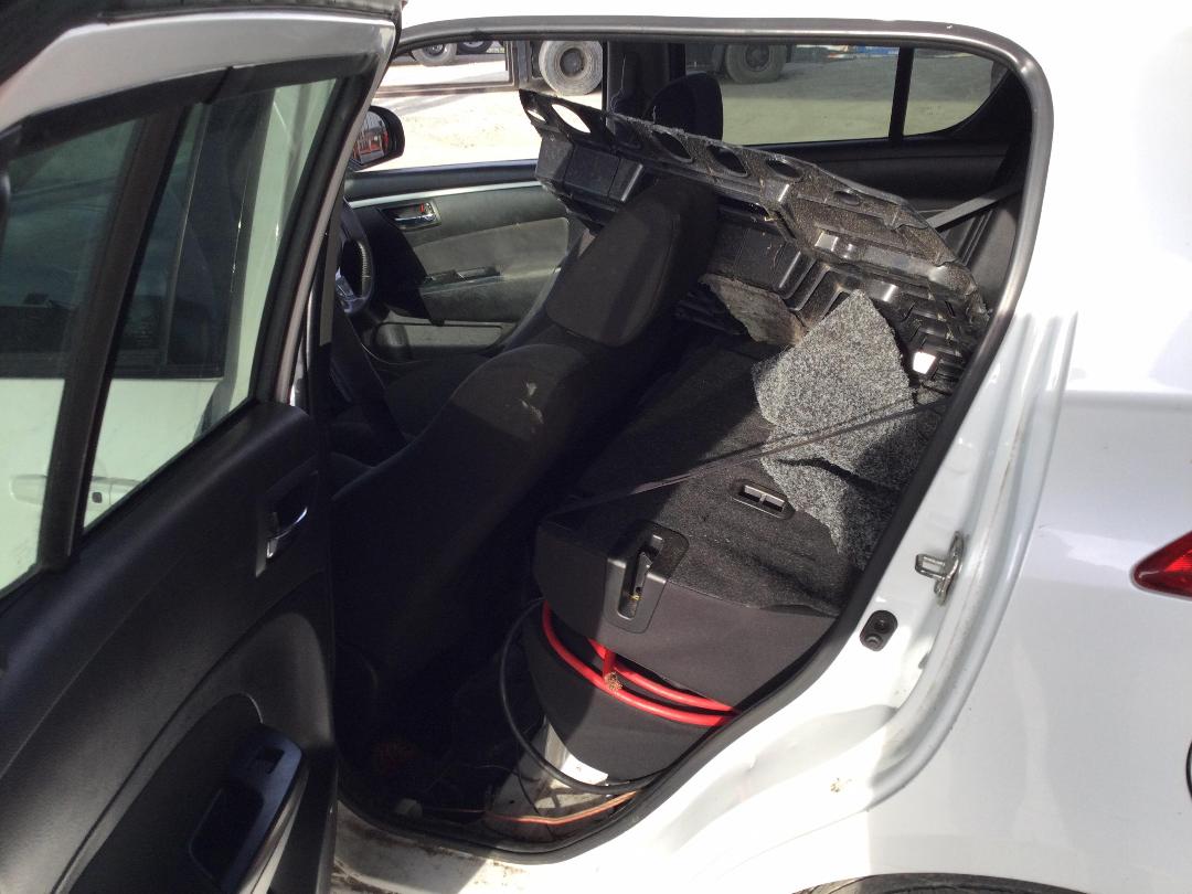 Photo '12' of Suzuki Swift