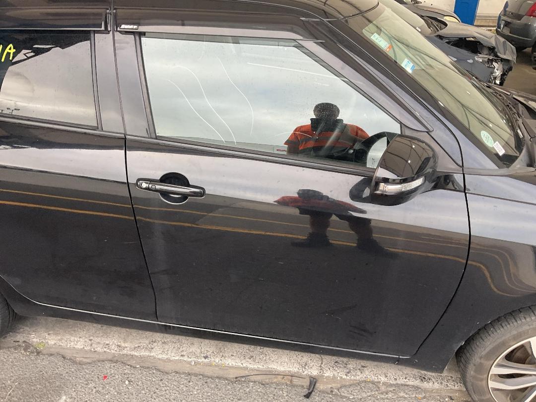 Photo '3' of Suzuki Swift