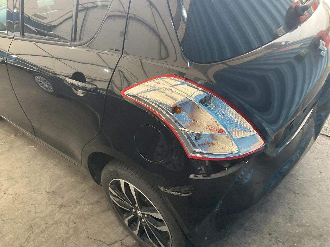 Photo '11' of Suzuki Swift