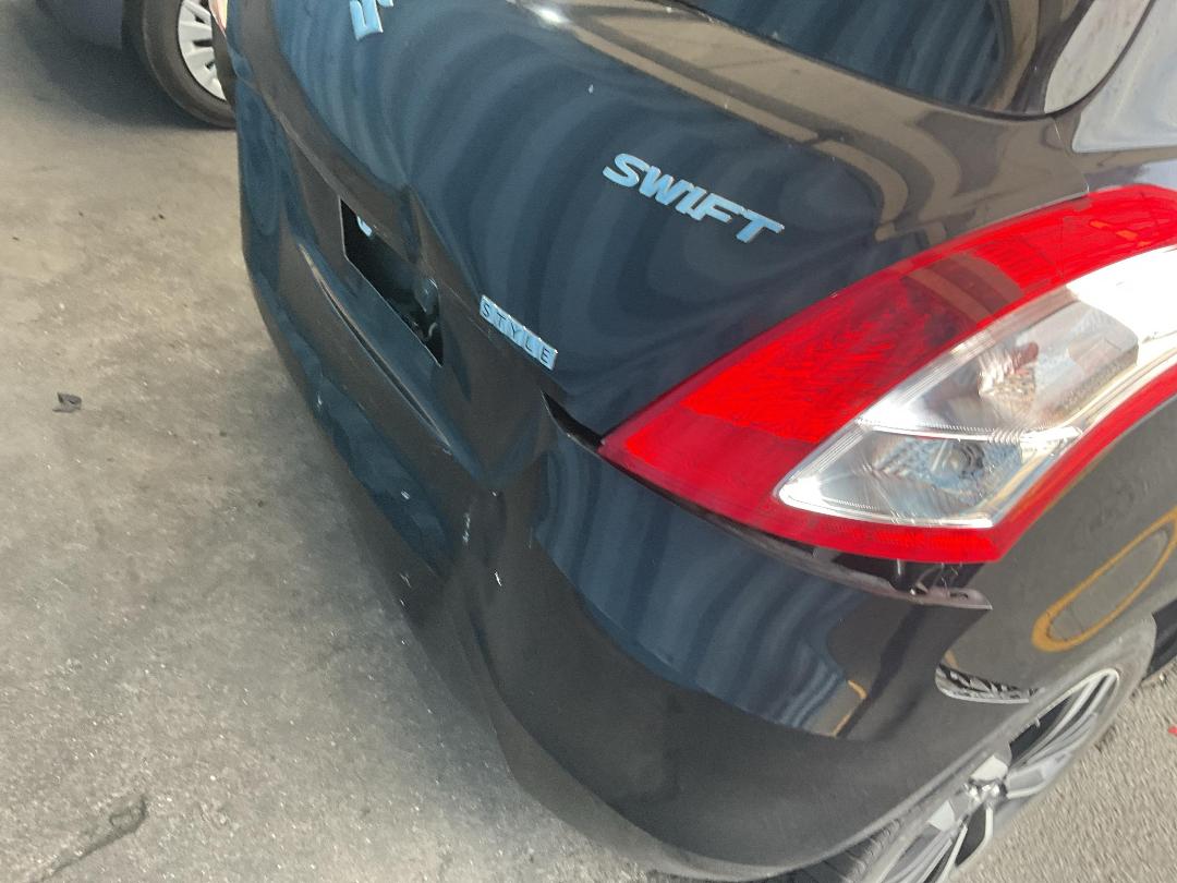 Photo '14' of Suzuki Swift