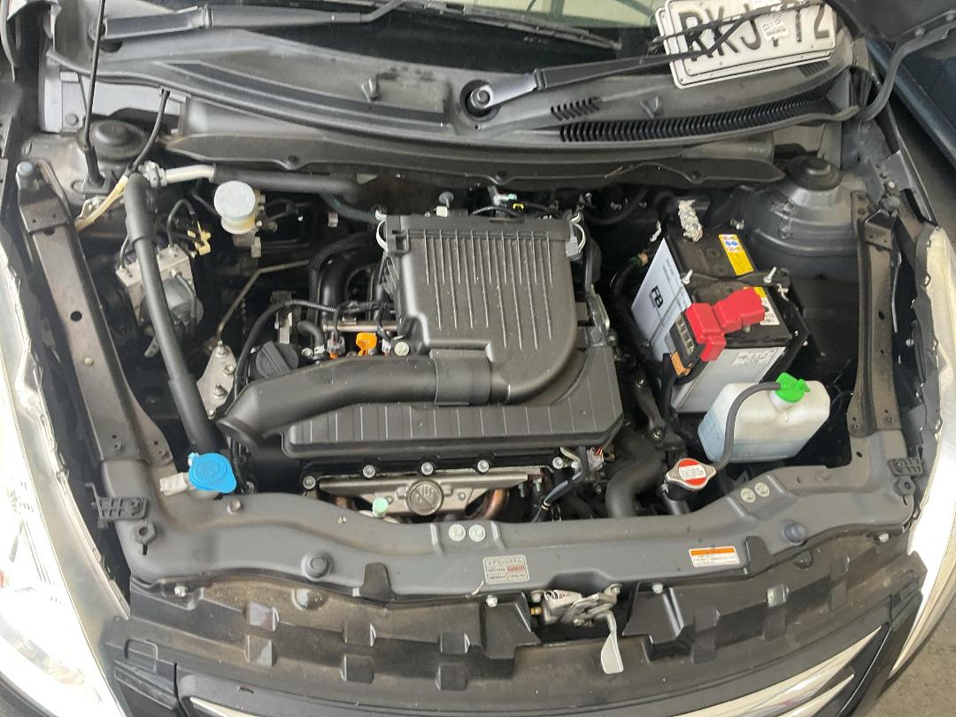 Photo '16' of Suzuki Swift