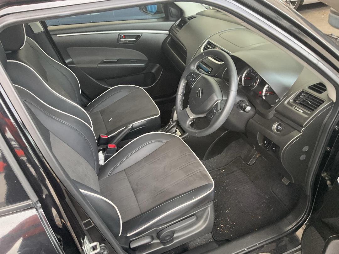 Photo '20' of Suzuki Swift