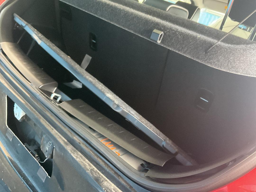 Photo '23' of Suzuki Swift