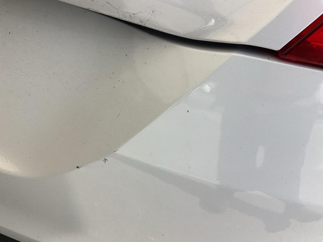 Photo '12' of Suzuki Swift Glxab Photo '12' of Suzuki Swift Glxab