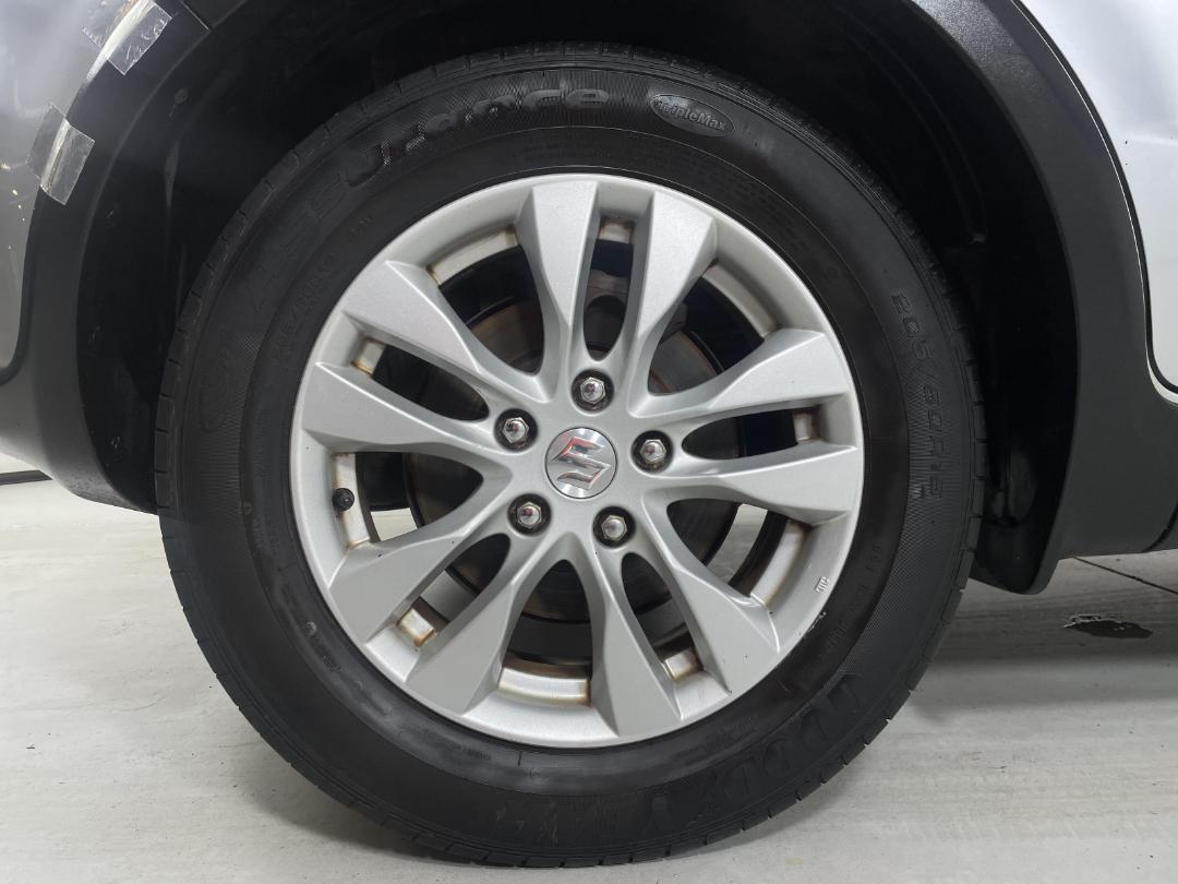 Photo '12' of Suzuki SX4