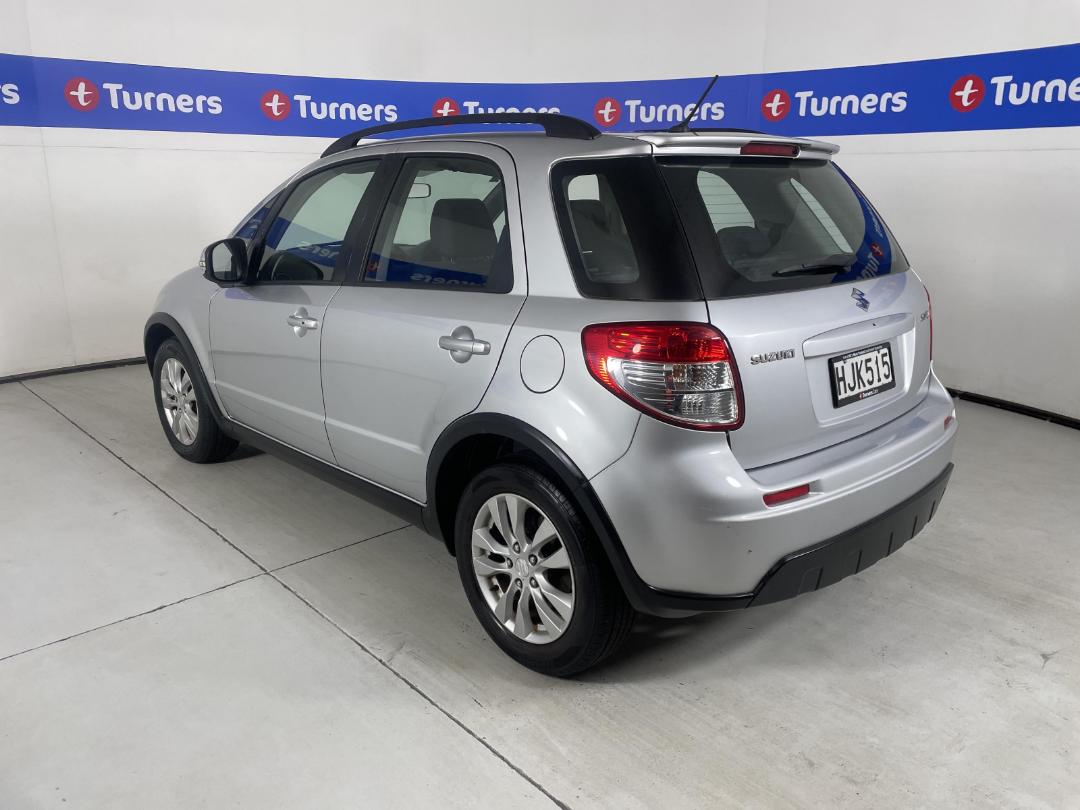 Photo '5' of Suzuki SX4