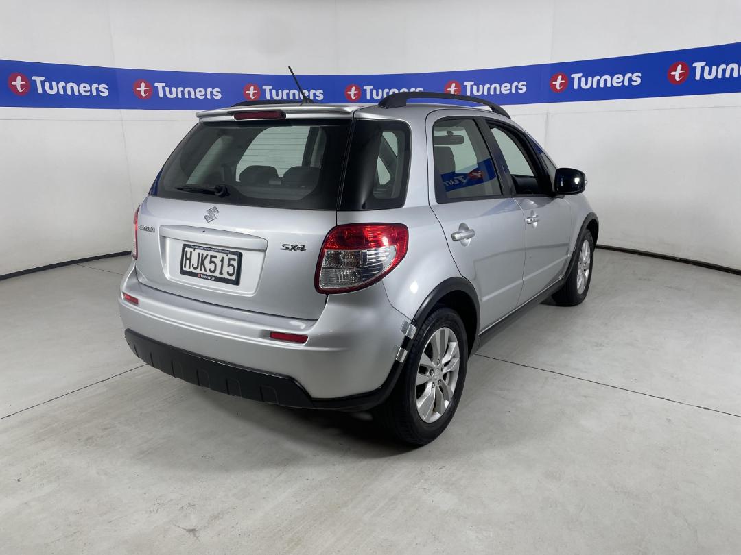 Photo '7' of Suzuki SX4