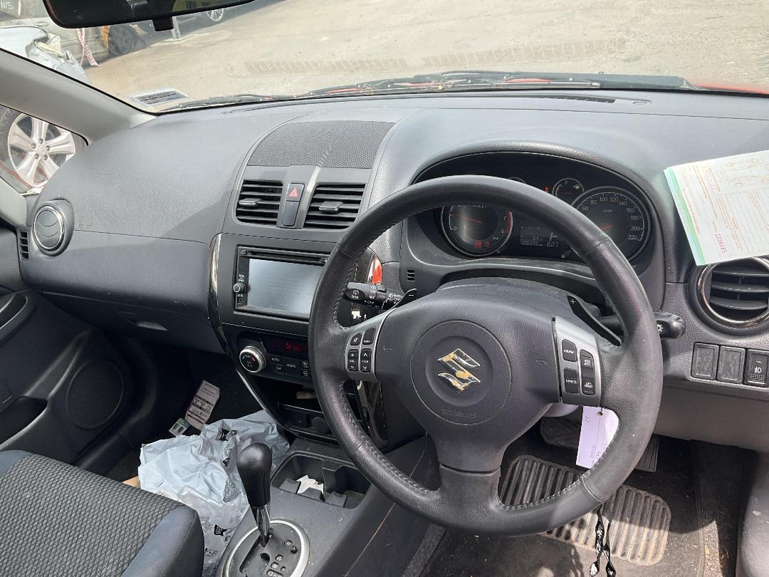 Photo '13' of Suzuki SX4 LTD Photo '13' of Suzuki SX4 LTD