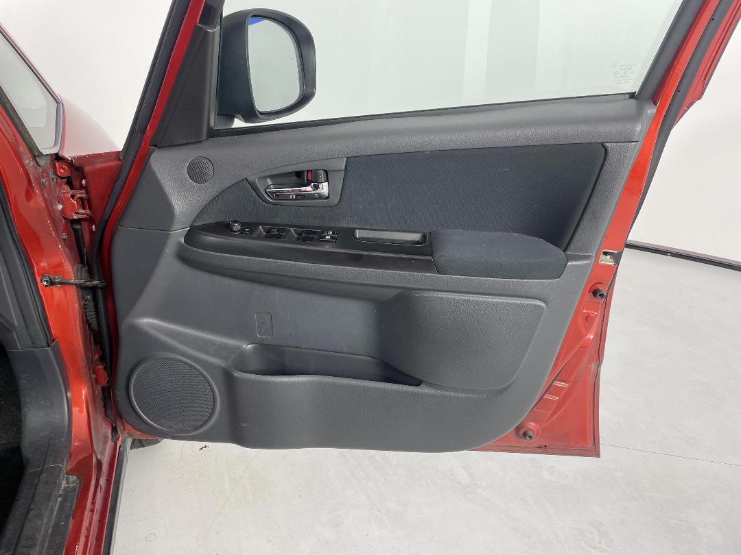 Photo '15' of Suzuki SX4 Photo '15' of Suzuki SX4