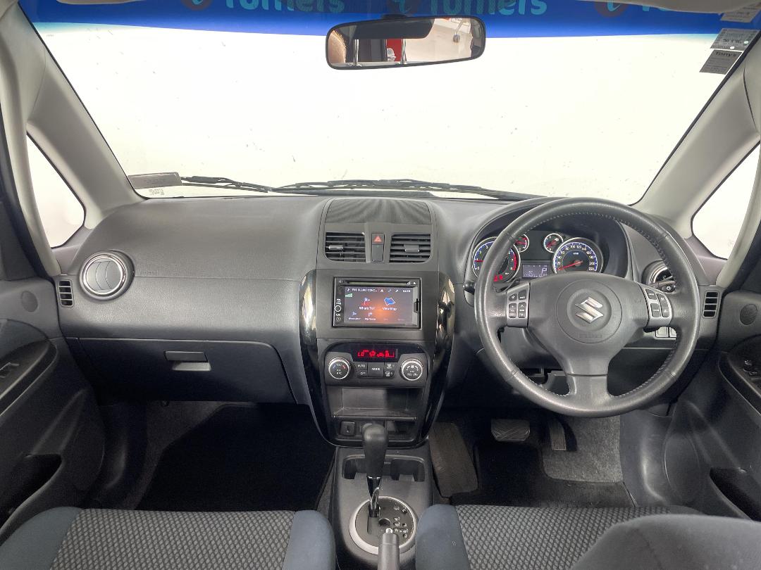 Photo '17' of Suzuki SX4 Photo '17' of Suzuki SX4