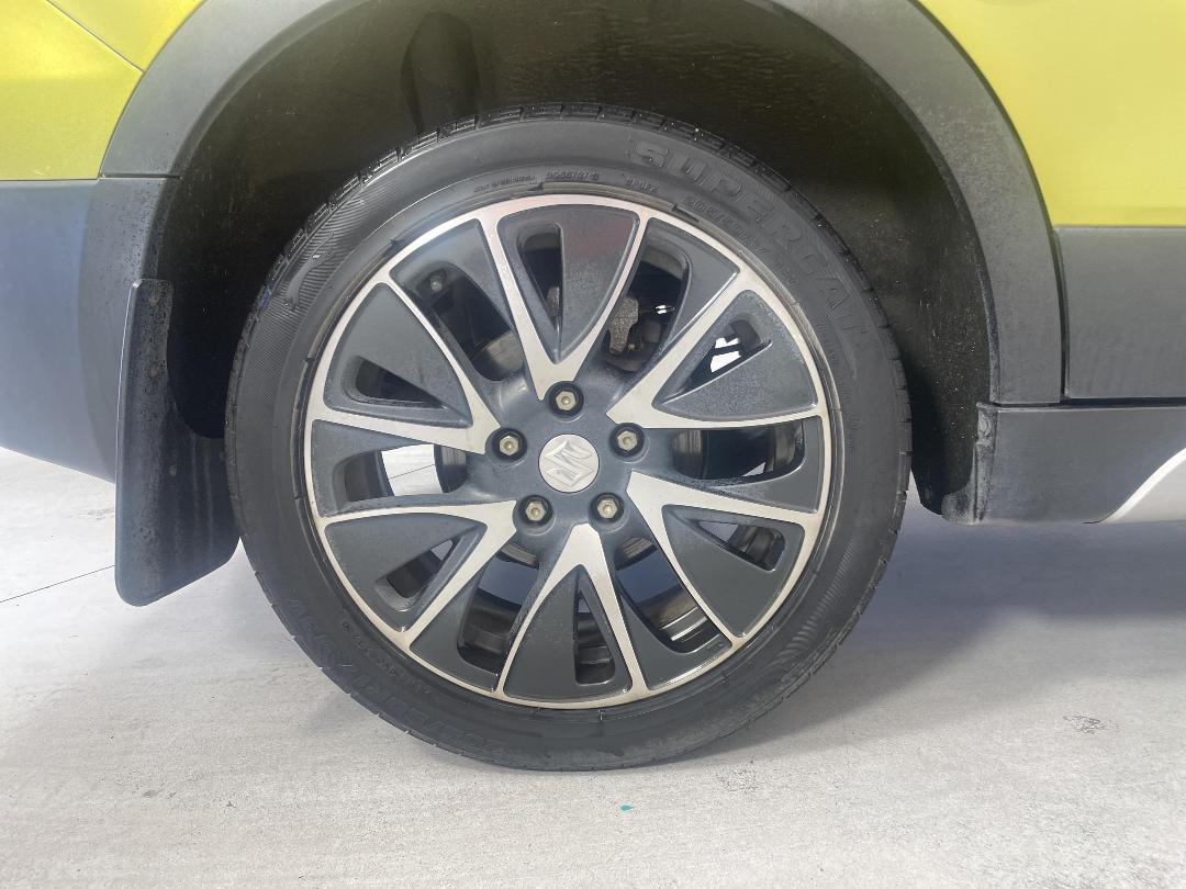 Photo '12' of Suzuki SX4 S-Cross