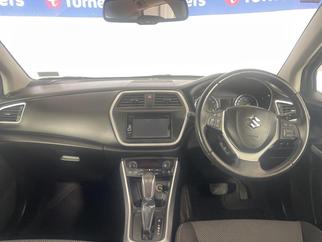 Photo '17' of Suzuki SX4 S-Cross