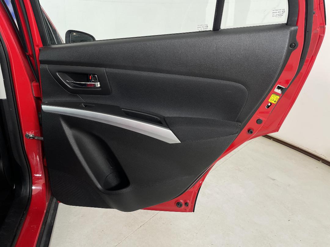 Photo '19' of Suzuki SX4 S-Cross Photo '19' of Suzuki SX4 S-Cross