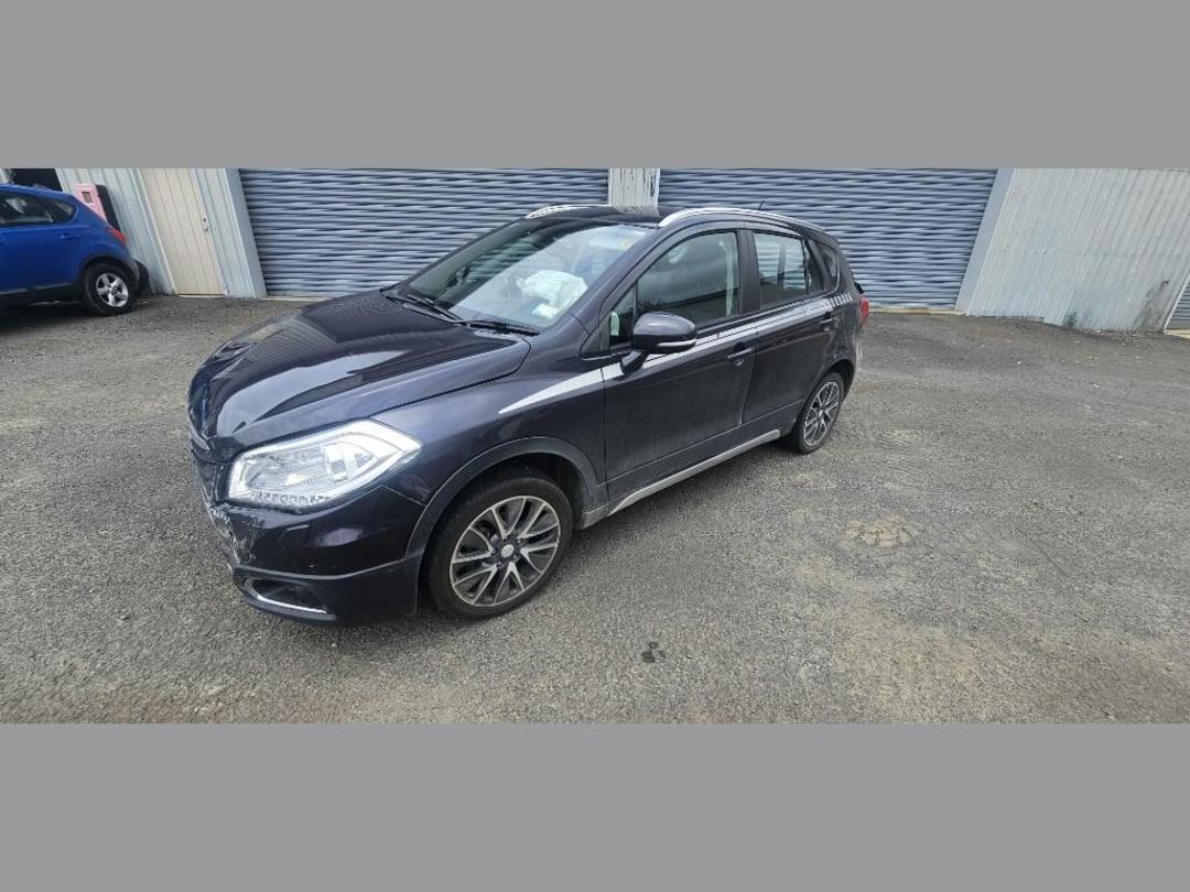 Photo '4' of Suzuki SX4 S-Cross Ltdfc Photo '4' of Suzuki SX4 S-Cross Ltdfc