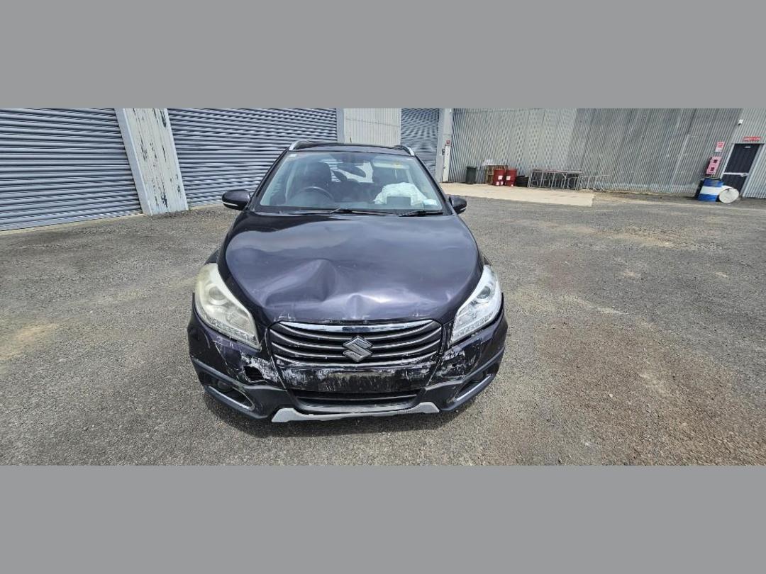 Photo '6' of Suzuki SX4 S-Cross Ltdfc Photo '6' of Suzuki SX4 S-Cross Ltdfc