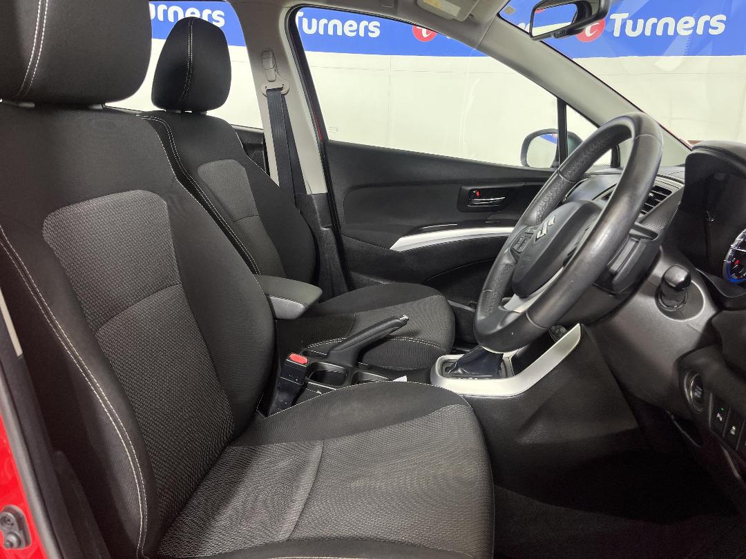 Photo '16' of Suzuki SX4 S-Cross Photo '16' of Suzuki SX4 S-Cross