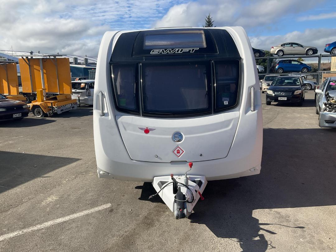Photo '5' of Swift Challenger 480 Caravan - Single Photo '5' of Swift Challenger 480 Caravan - Single