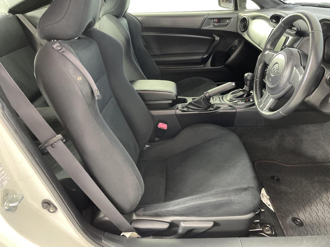 Photo '16' of Toyota 86