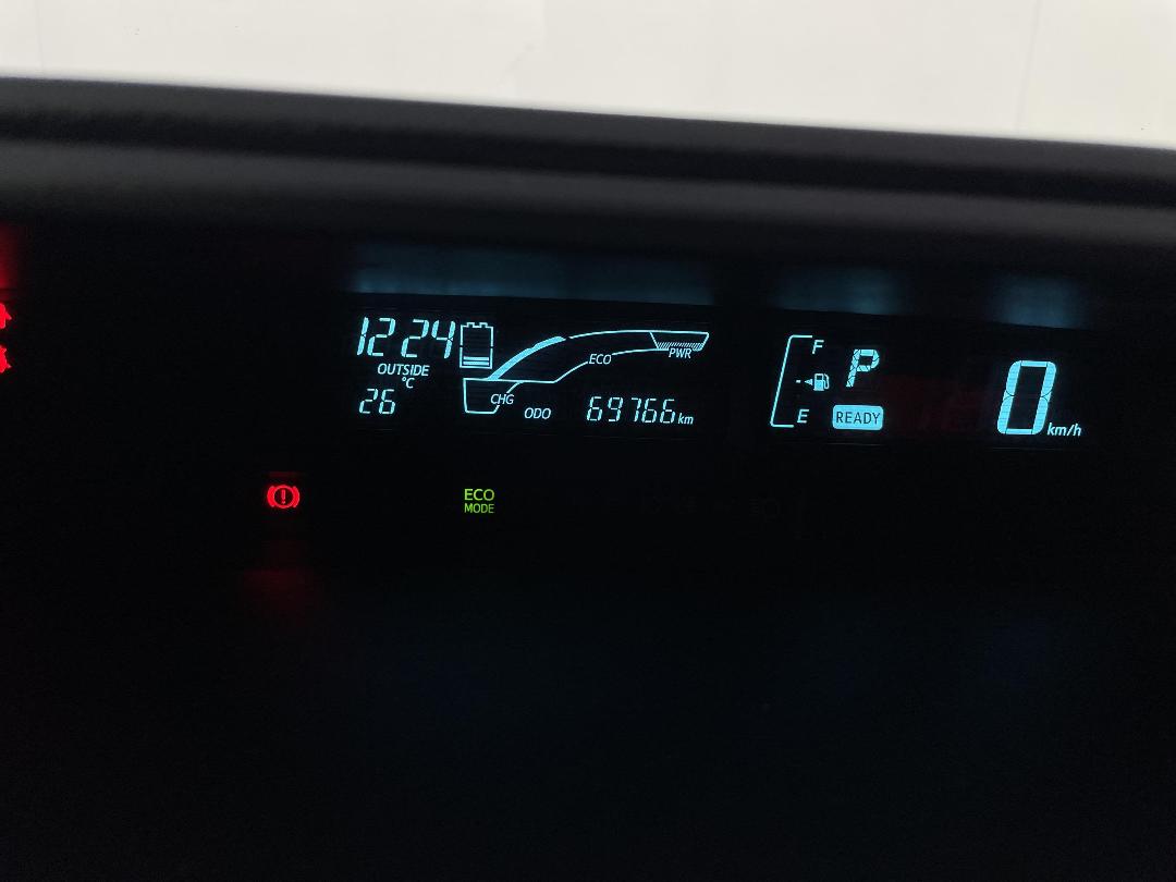 Photo '21' of Toyota Aqua