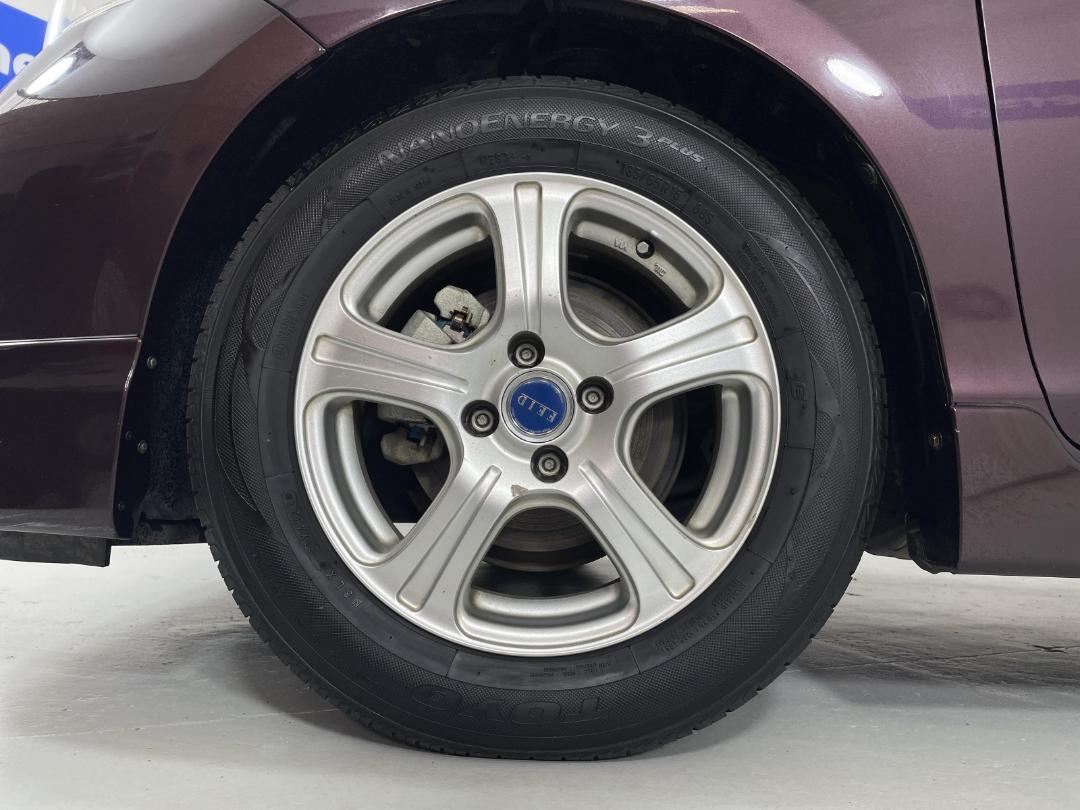 Photo '10' of Toyota Aqua