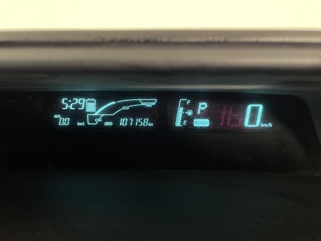 Photo '21' of Toyota Aqua Photo '21' of Toyota Aqua