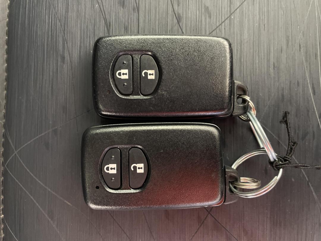 Photo '22' of Toyota Aqua Photo '22' of Toyota Aqua