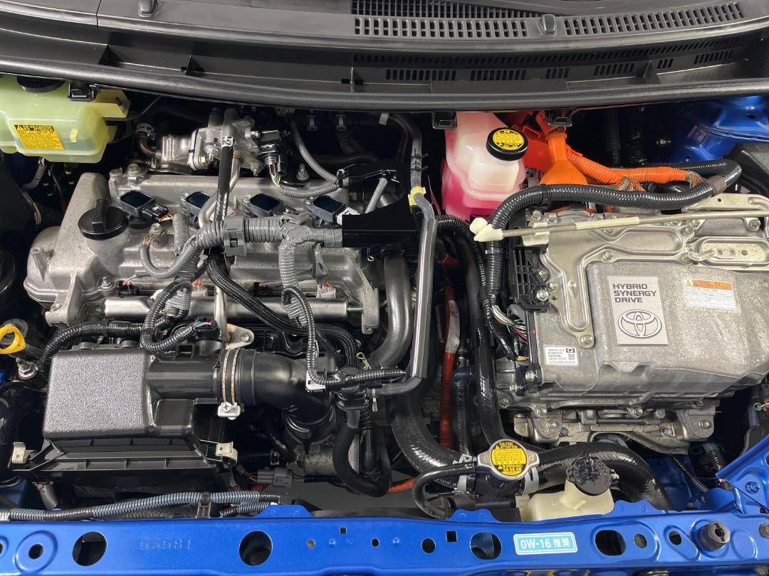 Photo '13' of Toyota Aqua Photo '13' of Toyota Aqua