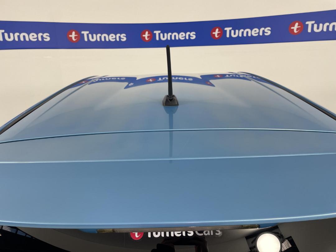 Photo '31' of Toyota Aqua Photo '31' of Toyota Aqua