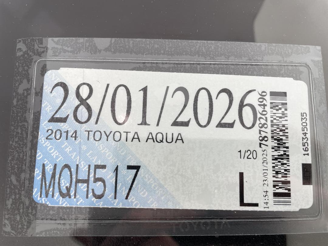 Photo '24' of Toyota Aqua