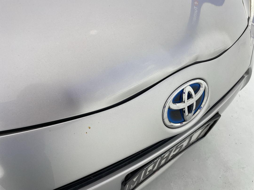 Photo '26' of Toyota Aqua