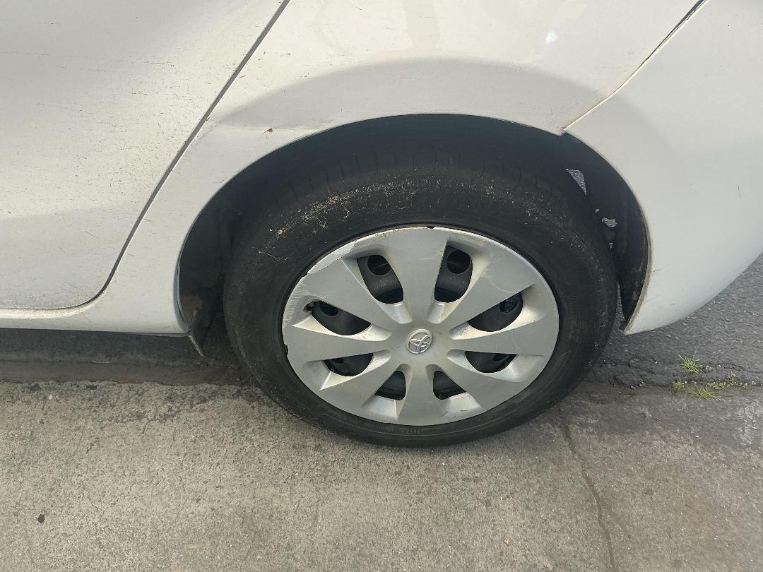 Photo '8' of Toyota Aqua Photo '8' of Toyota Aqua