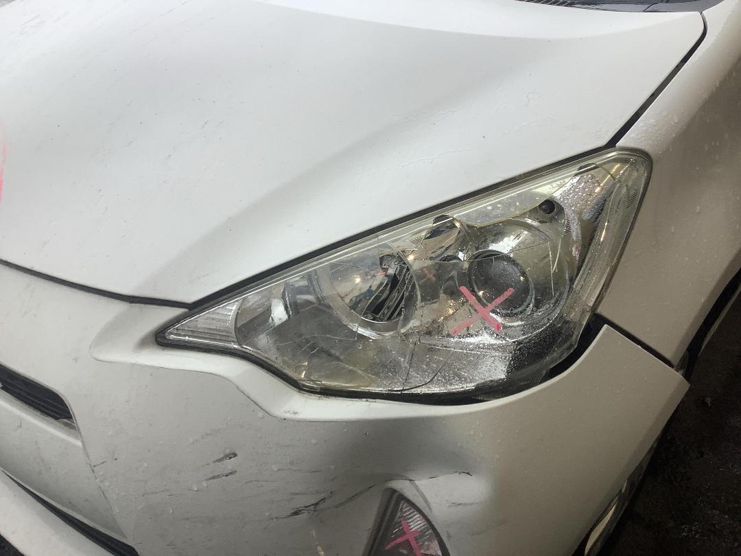 Photo '2' of Toyota Aqua Hybrid Photo '2' of Toyota Aqua Hybrid