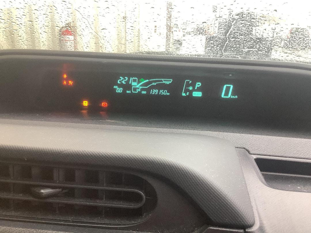 Photo '15' of Toyota Aqua Hybrid Photo '15' of Toyota Aqua Hybrid